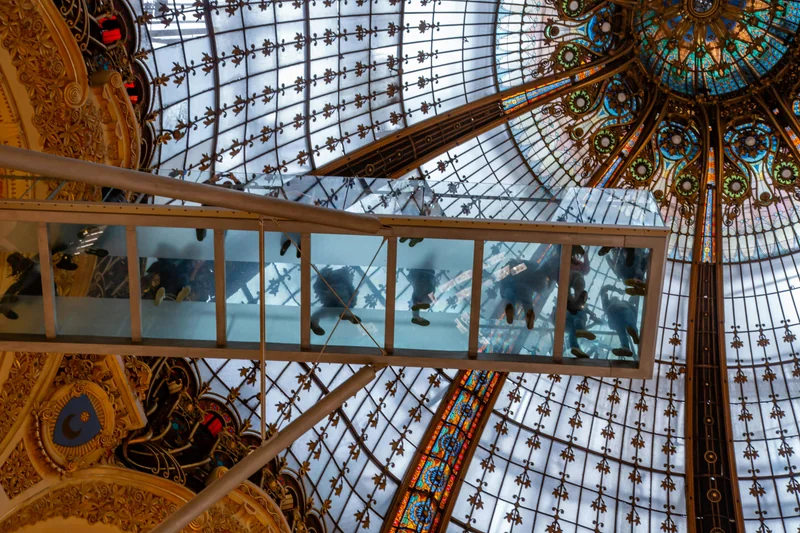 Instant Parisien 1